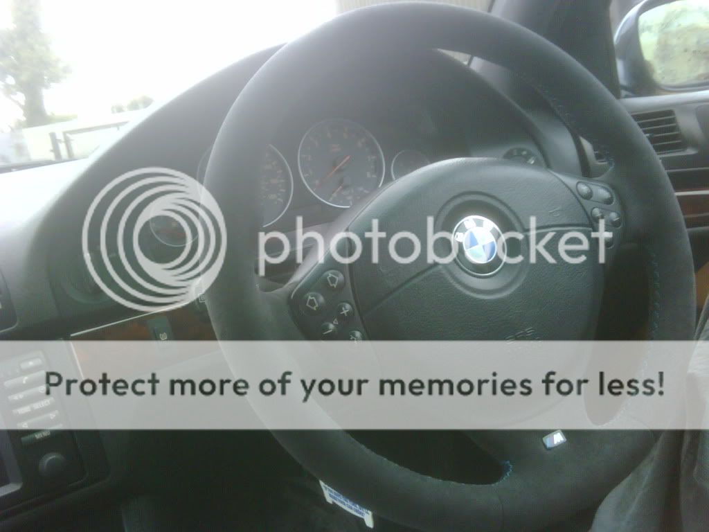 m5 steering wheel