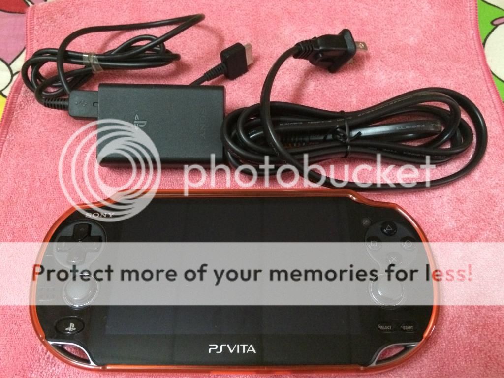 PS Vita model 1001 máy US likenew 99% thẻ nhớ 16gb, tặng kèm 3 đĩa game. Giá tốt. - 1