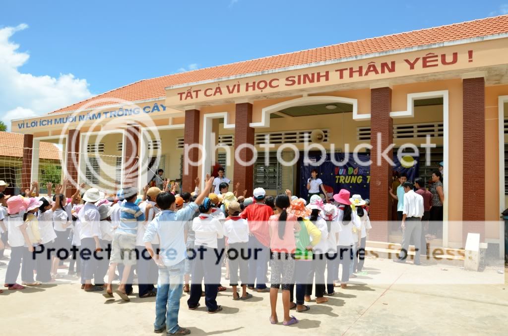 [Doves Club] Mang trung thu về với trẻ em nghèo huyện Đức Huệ - Long An - 8