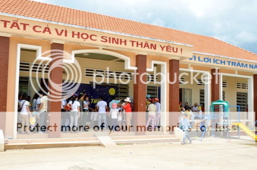 [Doves Club] Mang trung thu về với trẻ em nghèo huyện Đức Huệ - Long An - 13