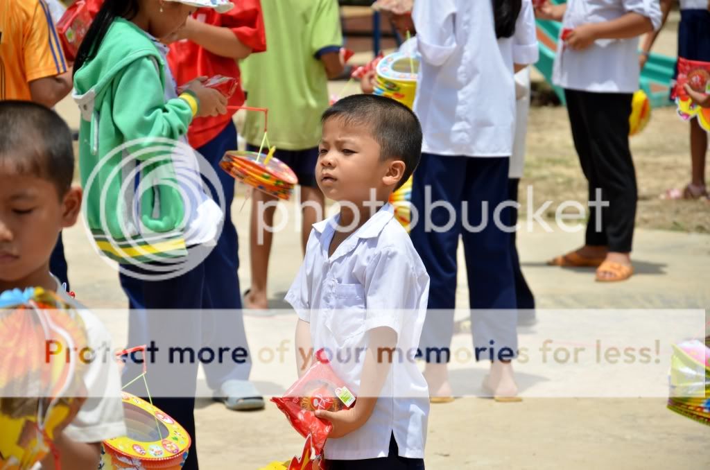 [Doves Club] Mang trung thu về với trẻ em nghèo huyện Đức Huệ - Long An - 24